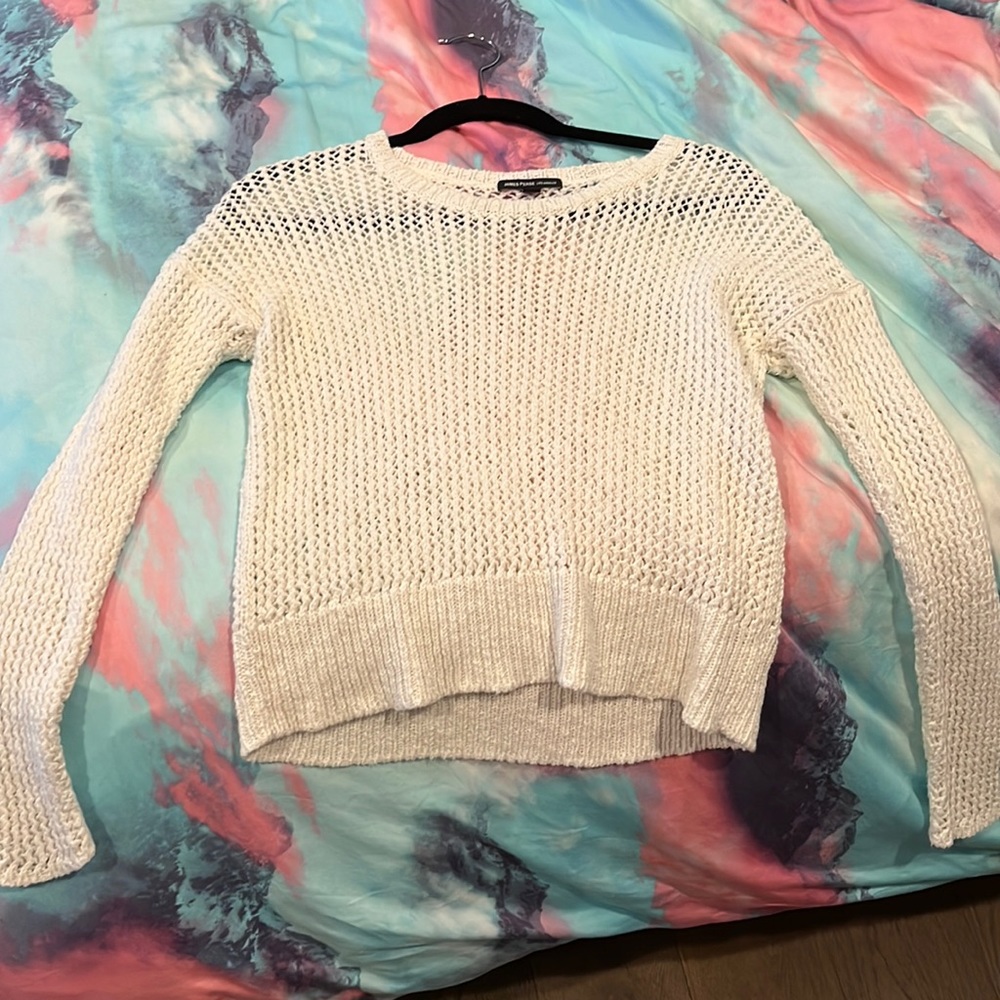 Thrifted crochet summer y2k trendy Pinterest white sweater top